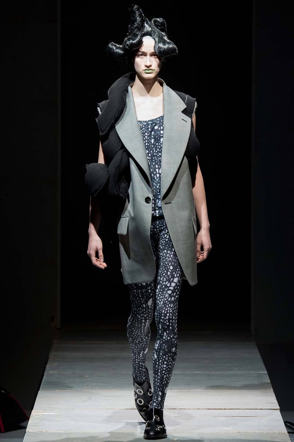 Archive Hole Eyelet Detail Shoes 상품이미지3