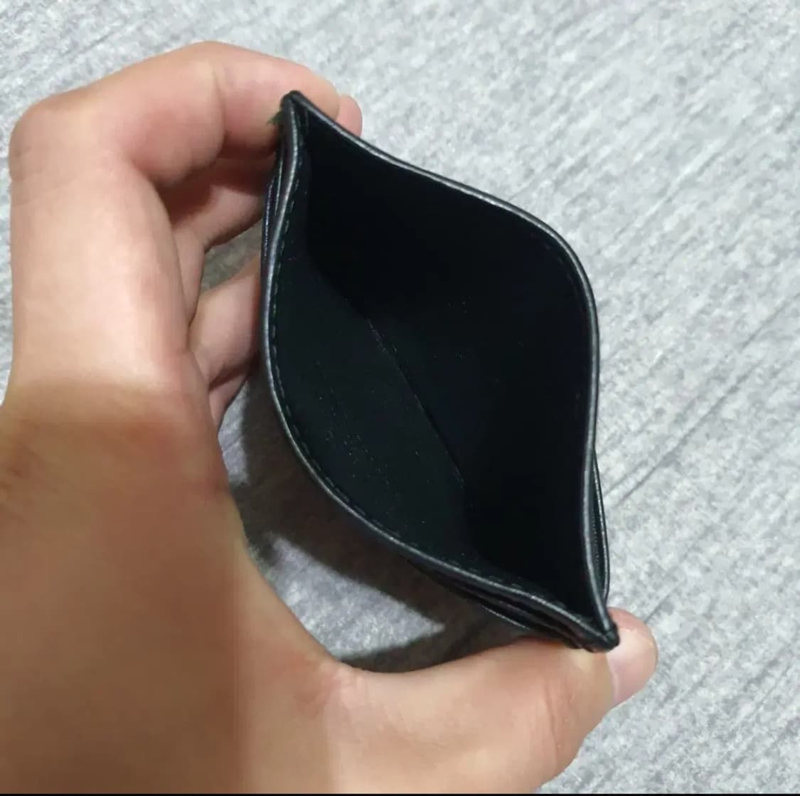 정품 구찌 마몬트 카드지갑 블랙 색상 상품이미지8