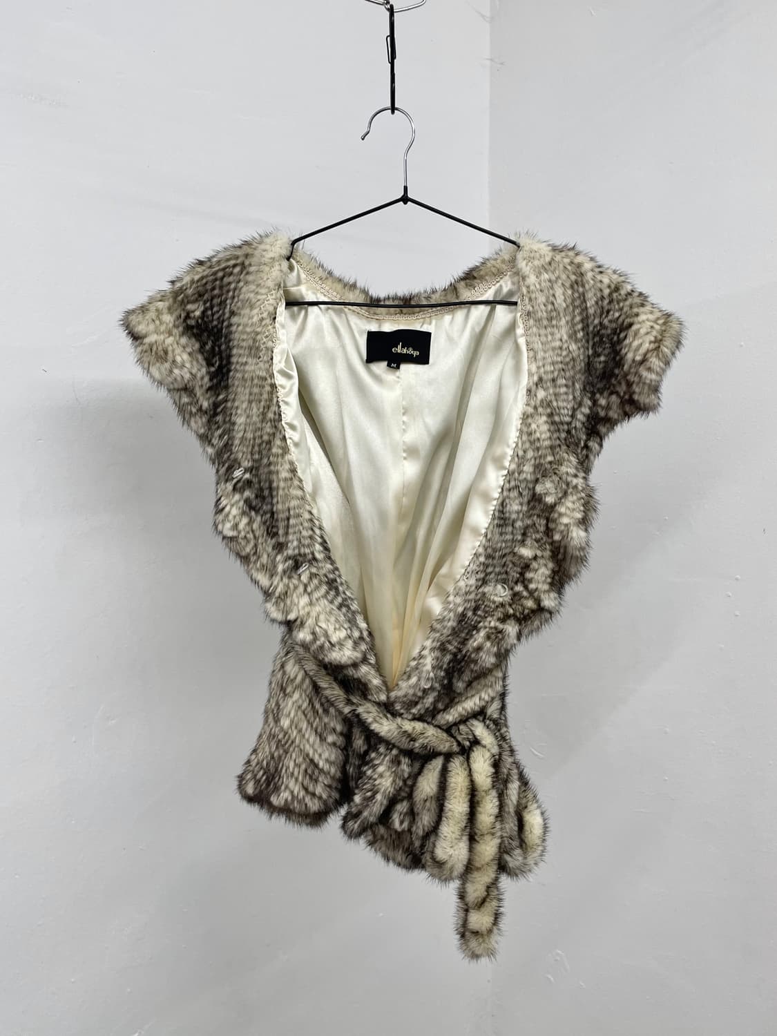 화이트페어리 밍크 프릴 베스트 상품이미지5