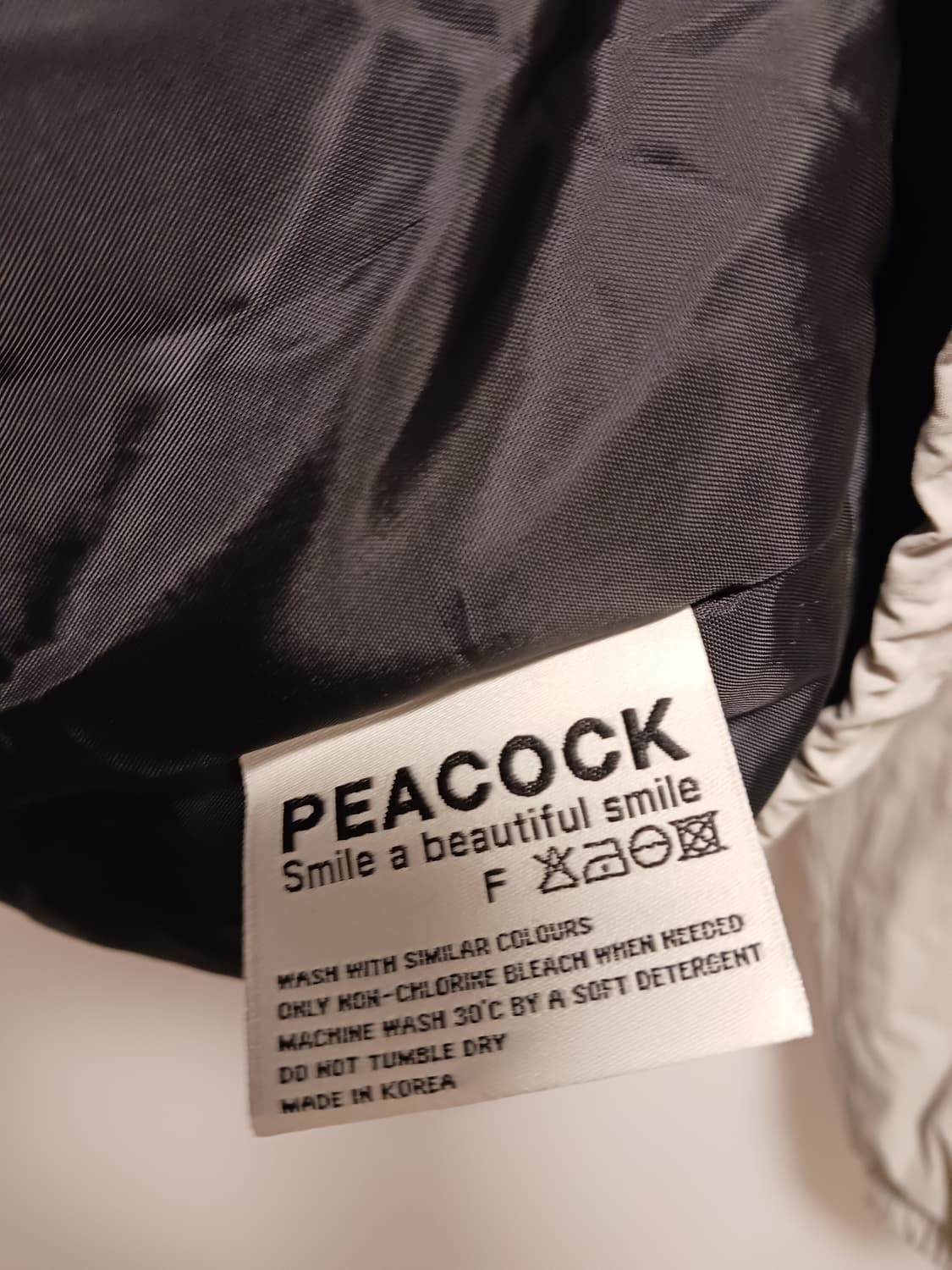 피코크 패딩 맨투맨 상품이미지4