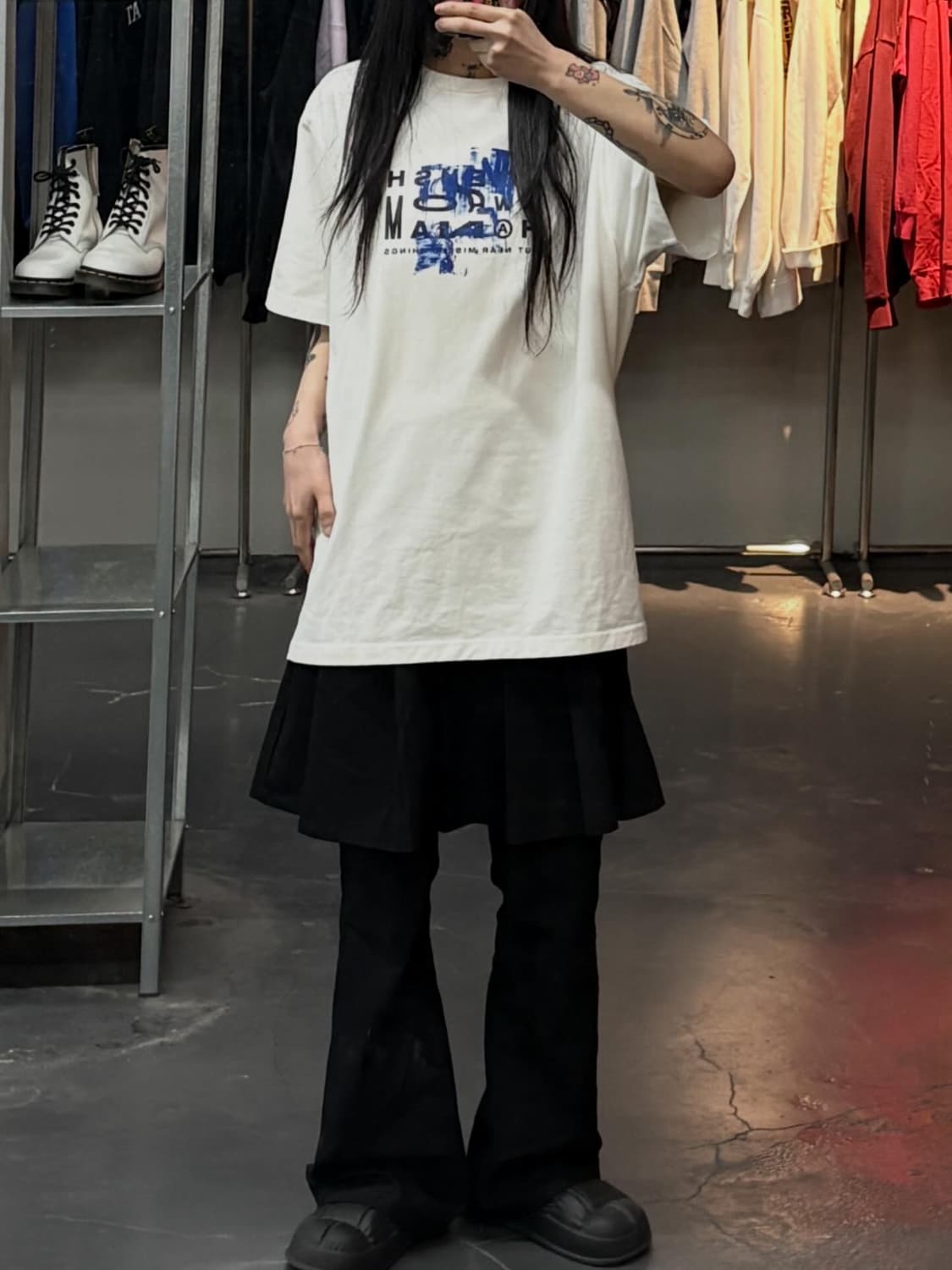 아더에러 플러그 한남 화이트 반팔 A3721 상품이미지1