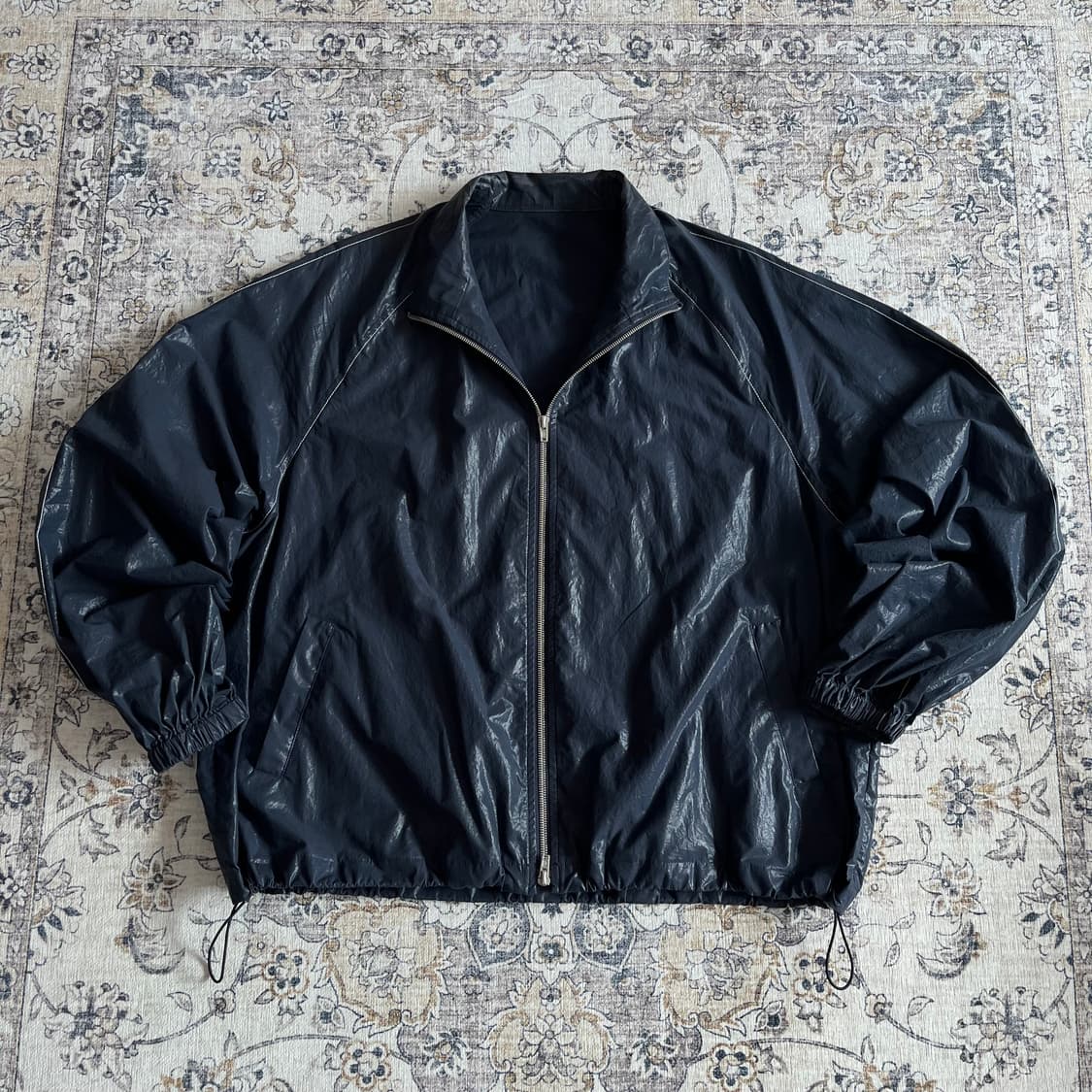 마뗑킴 로고 스펠아웃 코팅 자켓 상품이미지4