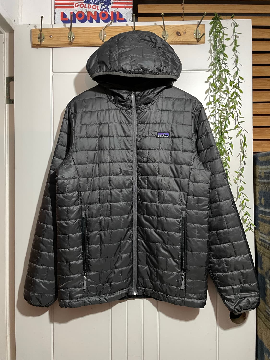 경량패딩 차콜  상품이미지1