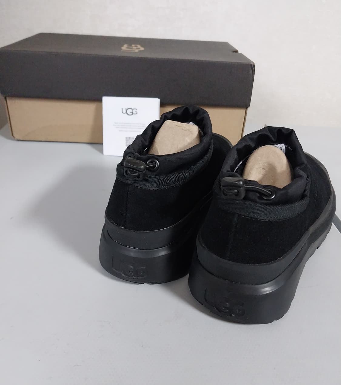 UGG 어그 검정슬림온 상품이미지3