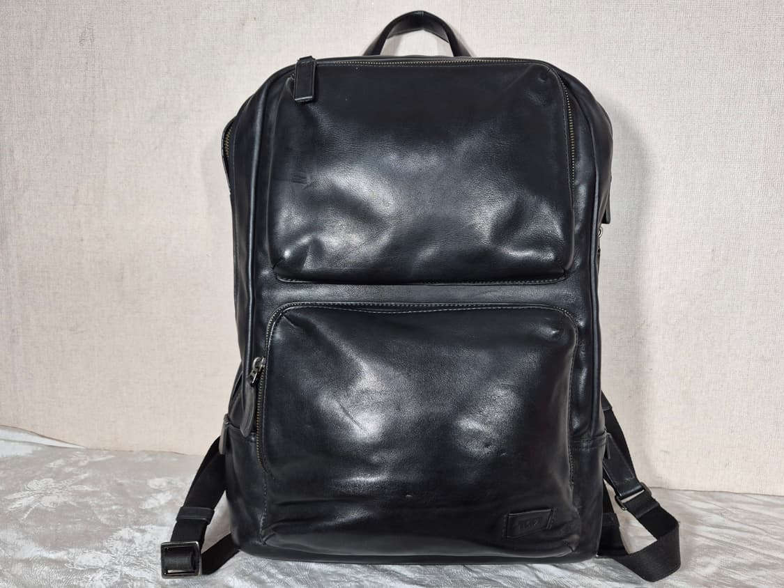 투미 해리슨 아처 가죽백팩 상품이미지1