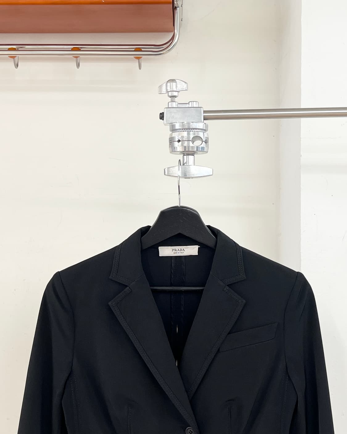 프라다 블랙 스티치 블레이저 상품이미지2