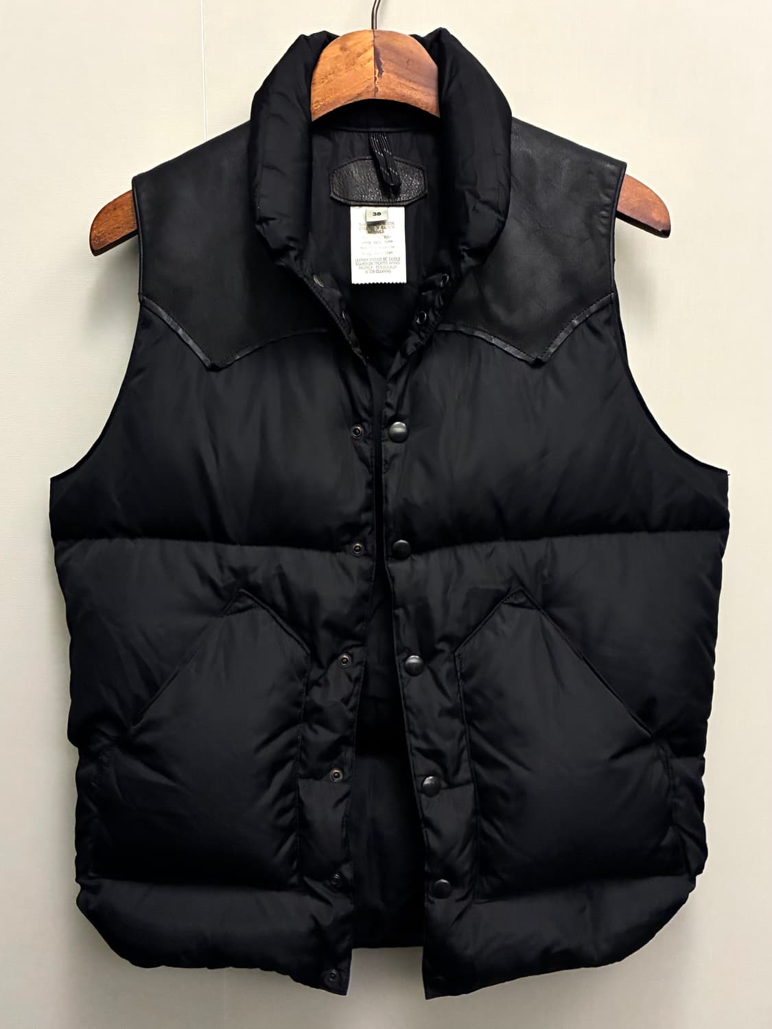 (38/95)록키마운틴 페더베드 다운 베스트 조끼 트리플블랙 상품이미지8