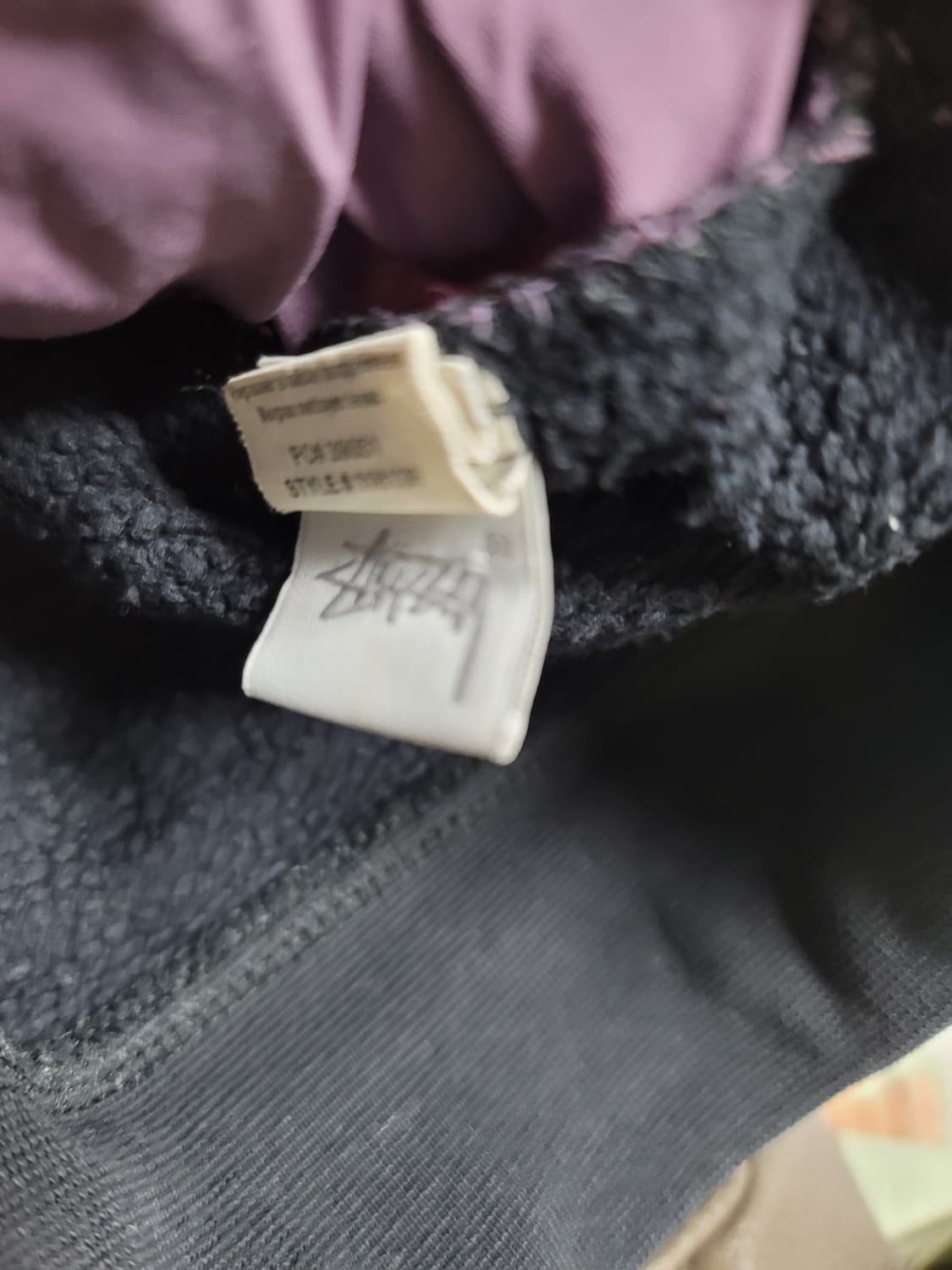 스투시 카라넥 맨투맨  105정 하자있음

남성 105

 상품이미지6