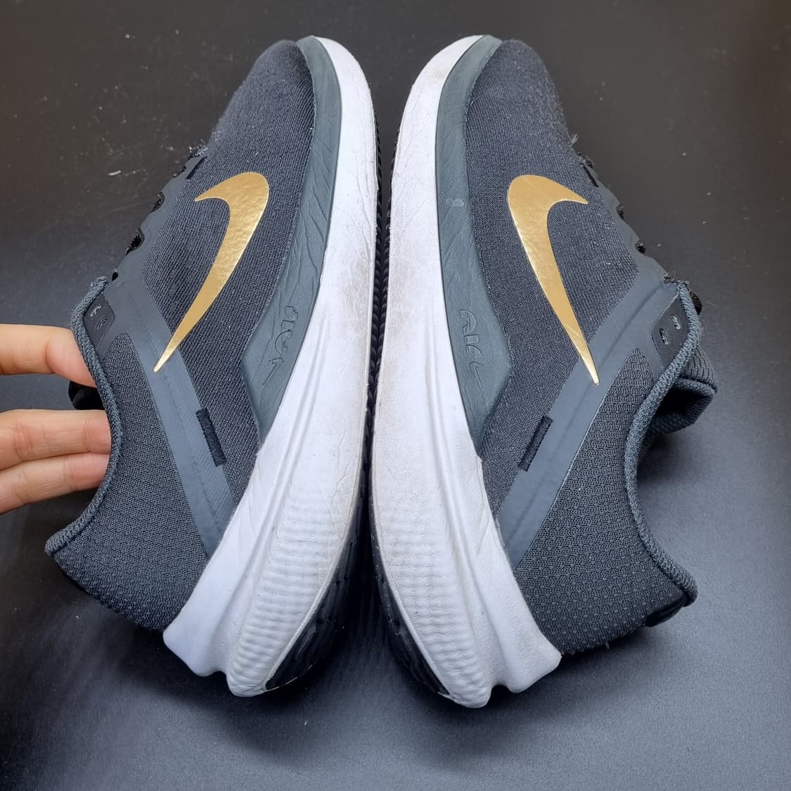 나이키 윈플로10 여성운동화235  상품이미지5