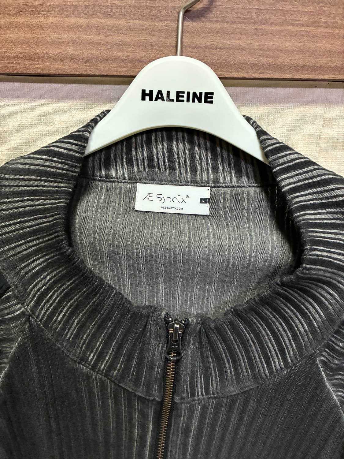 에이시넥틱스 집업 가디건 상품이미지2