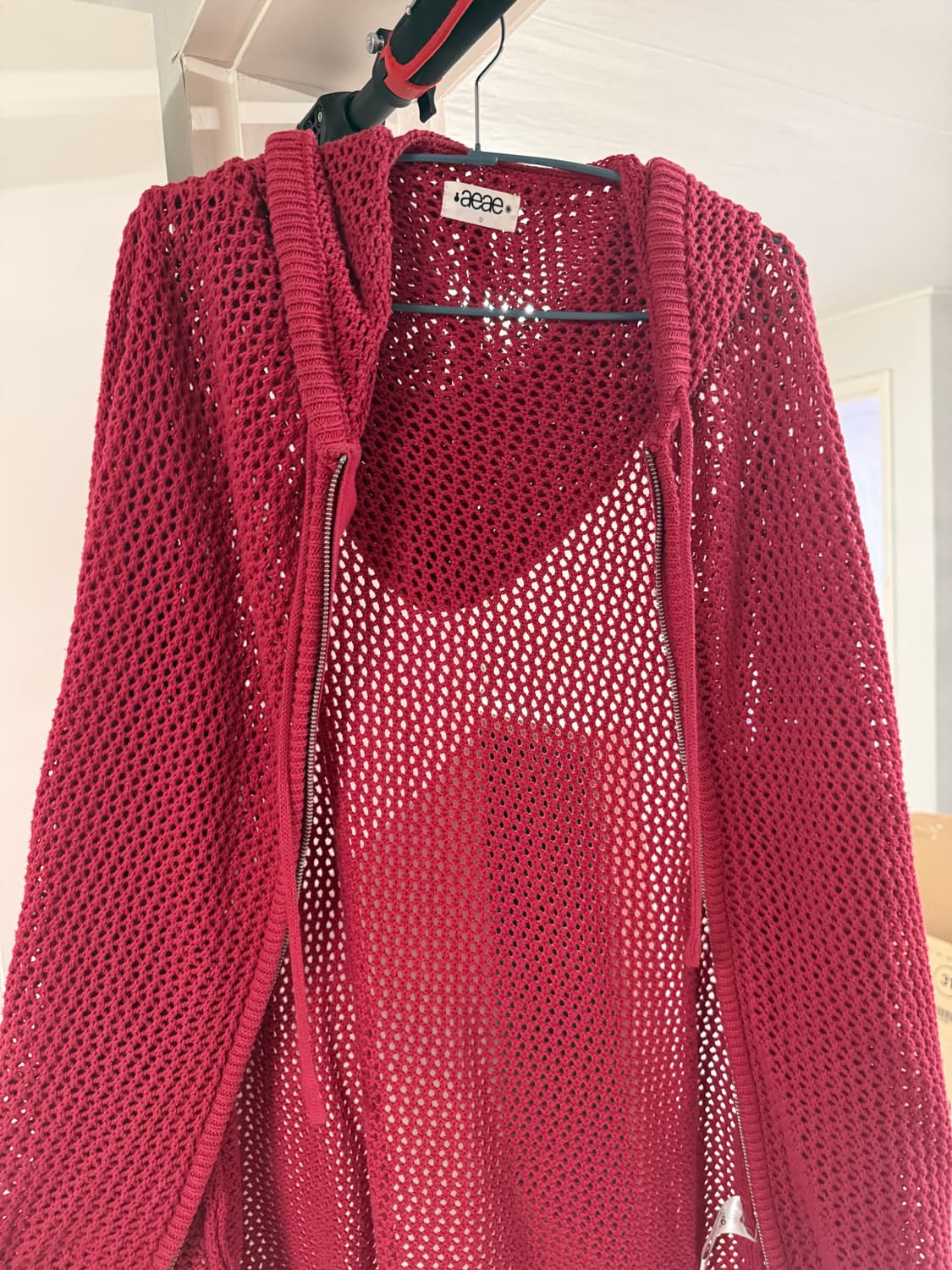 (2사이즈)aeae 메쉬 니트 후디 딥레드 상품이미지3