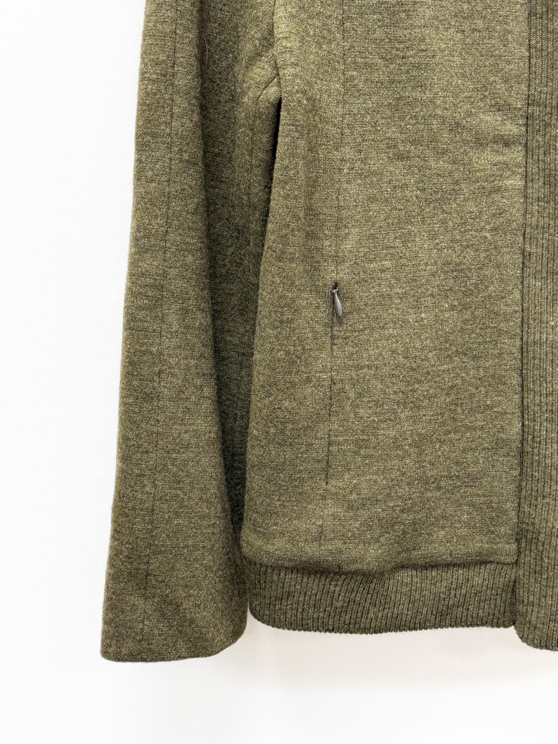 이세이미야케 하트 울 하이넥 자켓 상품이미지5