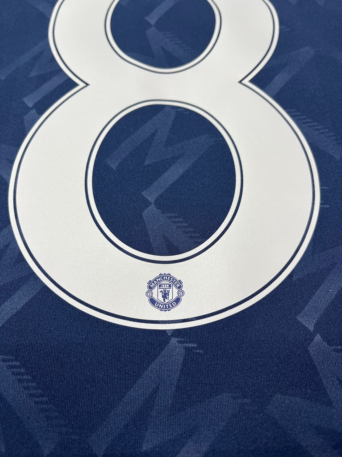 아디다스 24-25 맨체스터 유나이티드 FC 어웨이 브루노 페르난데스 상품이미지8