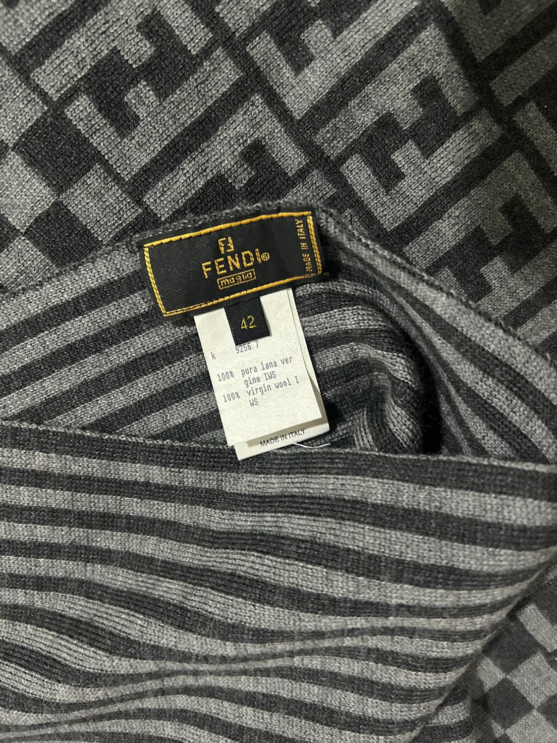 펜디 FF 로고 버진 울 머플러 상품이미지3