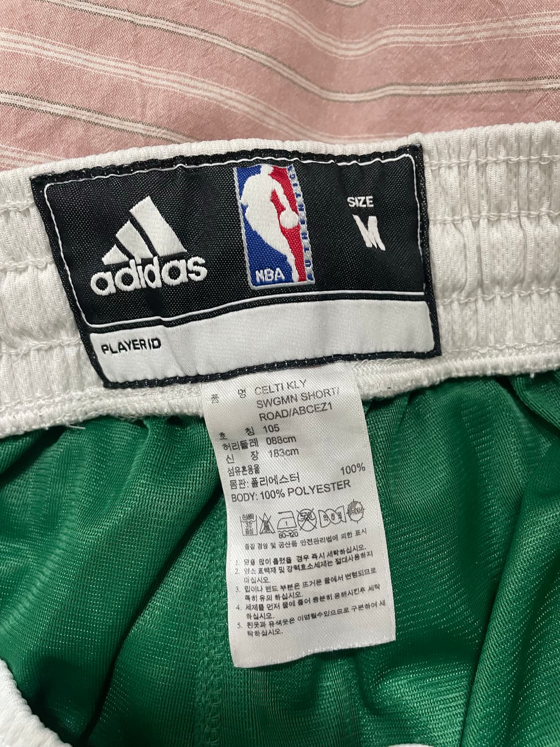 아디다스 NBA 셀틱그린 버뮤다 팬츠 상품이미지3