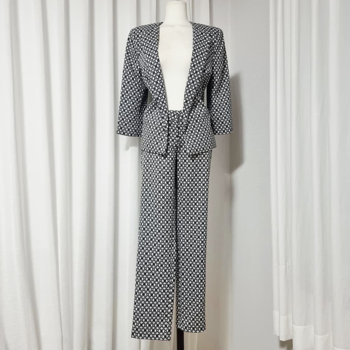 ISABEL 자카드 모노패턴 셋업 자켓 팬츠 (자켓66/팬츠29인치)  상품이미지1