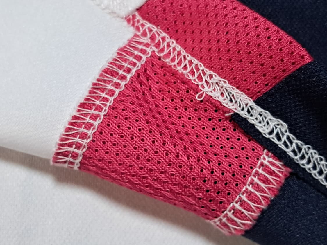 아레나 여성 반팔티 M   상품이미지9