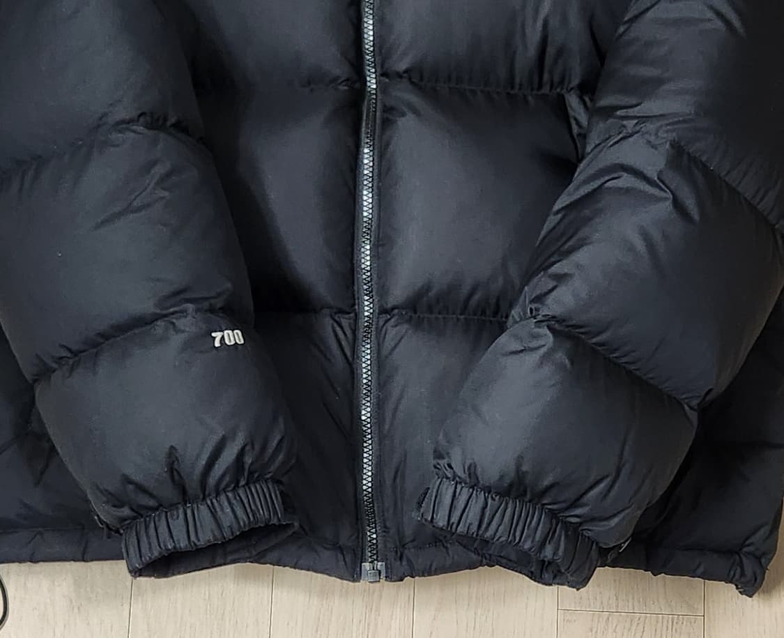 노스페이스 해외판 눕시 구스패딩 M  (95-100) 상품이미지3