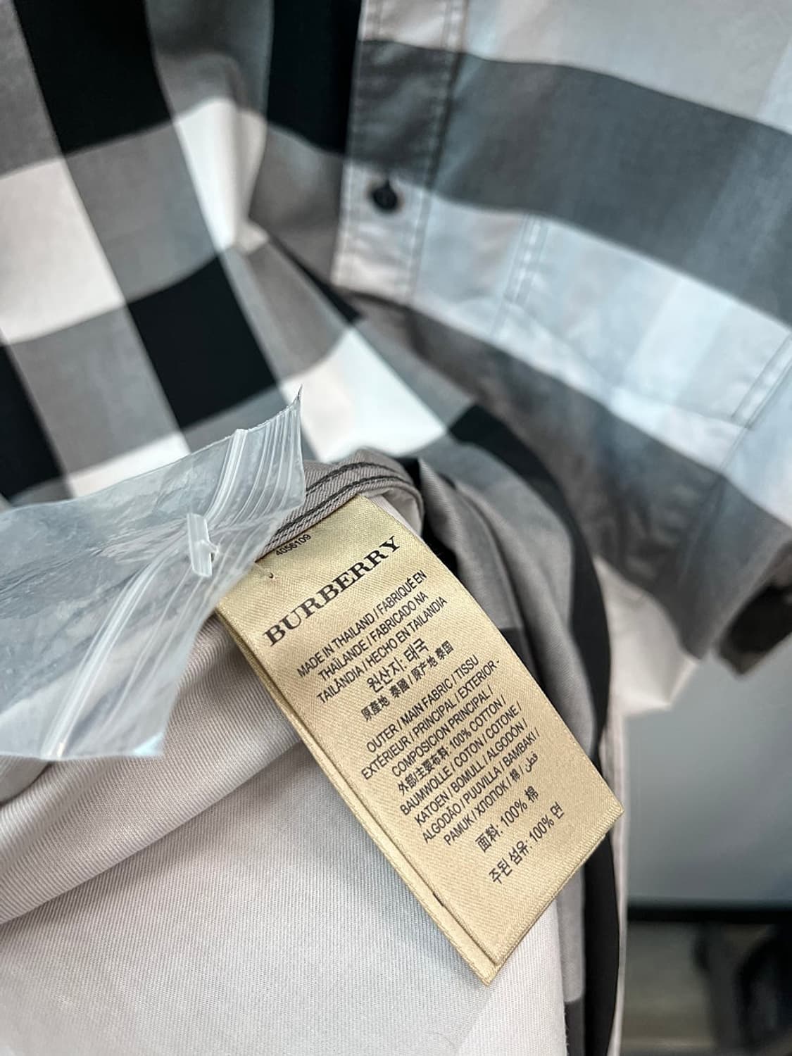 105) 버버리 체크 반팔셔츠  상품이미지3