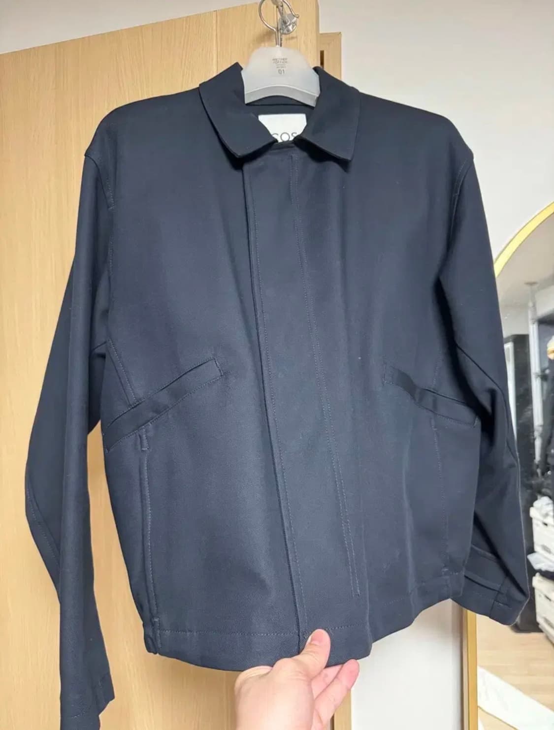 Cos Twill Utility Bomber Jacket Navy 상품이미지3