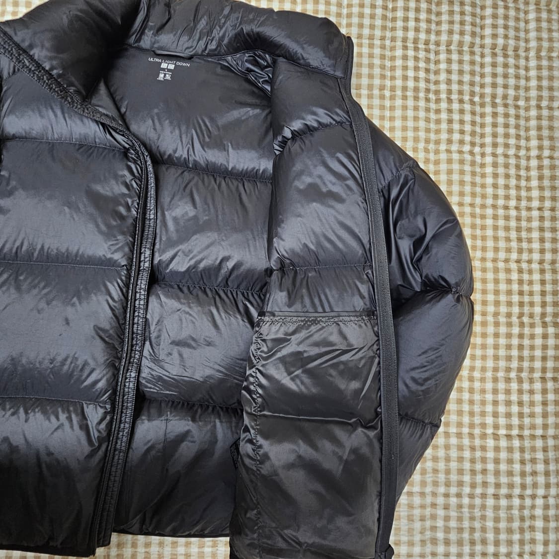 유니클로 울트라 오리털 패딩 남자100 상품이미지6