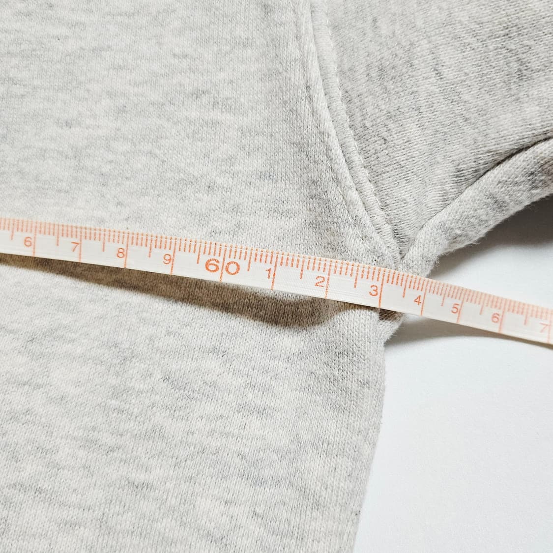 [S(105)][피오갓 에센셜]22FW 모크넥 리플렉티브 기모 스웨트셔츠 상품이미지10