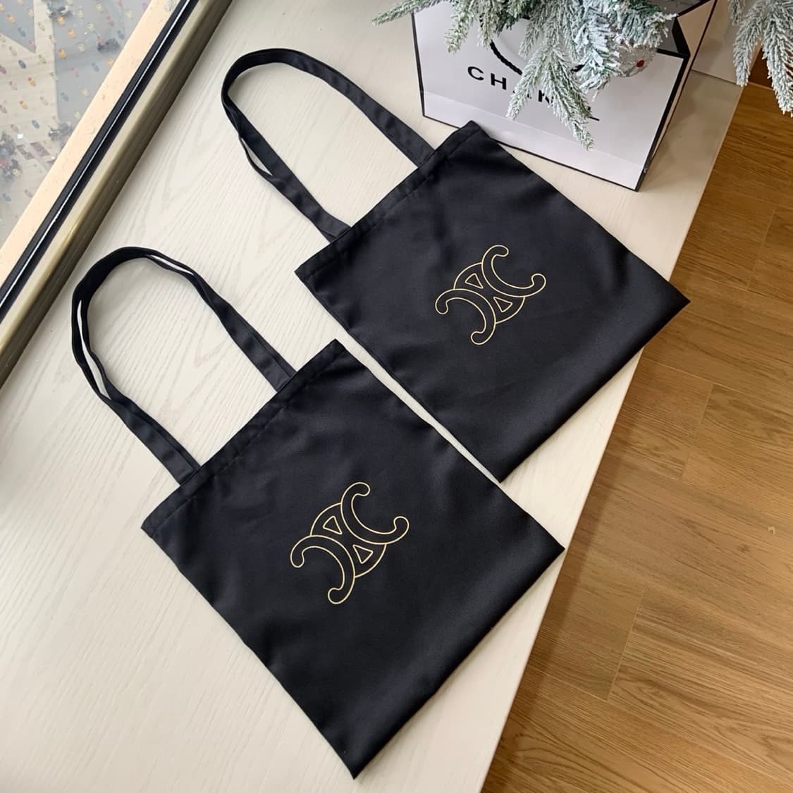 셀린느뷰티 VIP 리미티드 블랙 에코백 상품이미지1