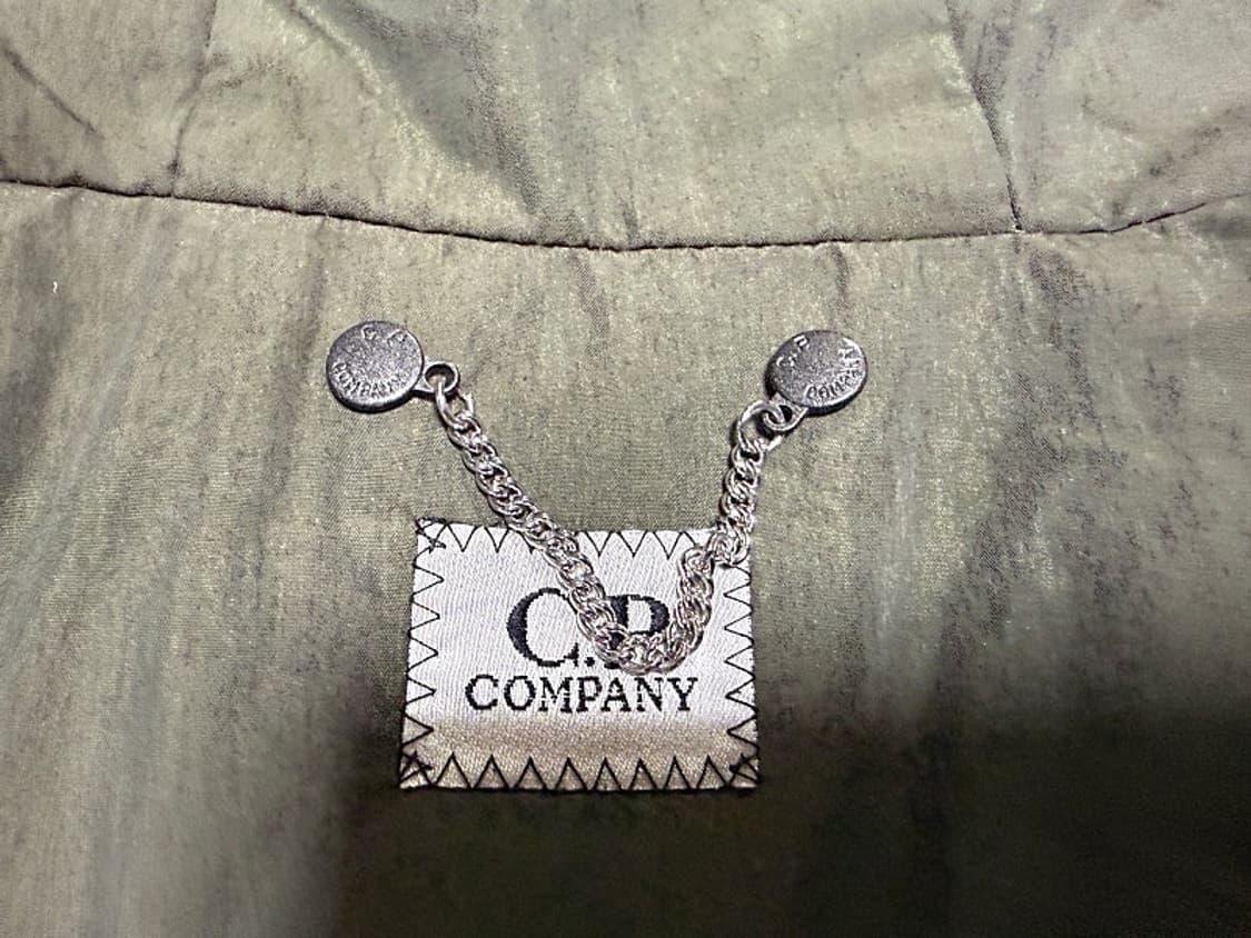 C.P 컴퍼니 카키 양털 후드 야상 패딩 자켓 남성용 105사이즈 상품이미지8