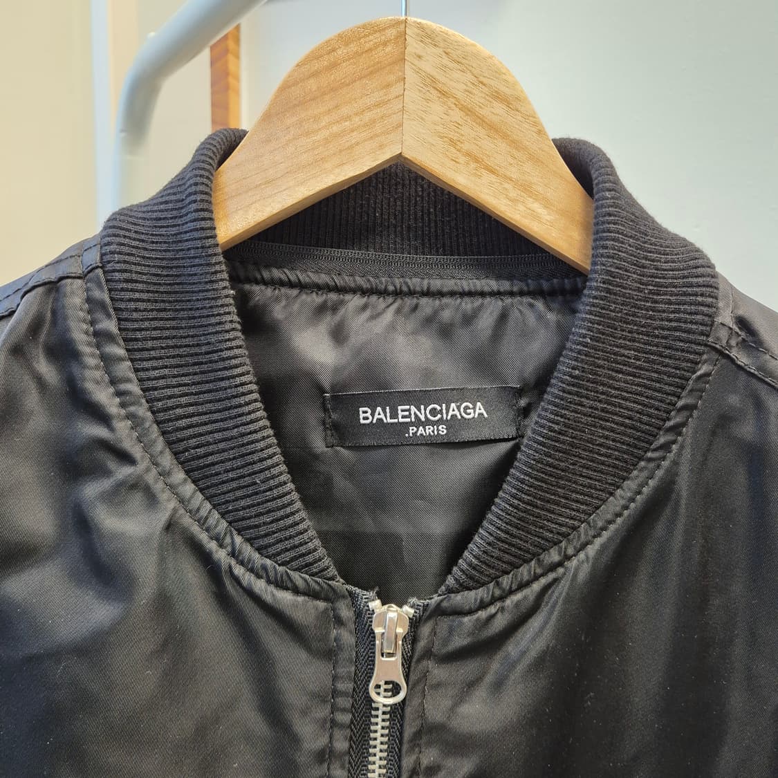 발렌시아가 봄버 자켓  상품이미지4