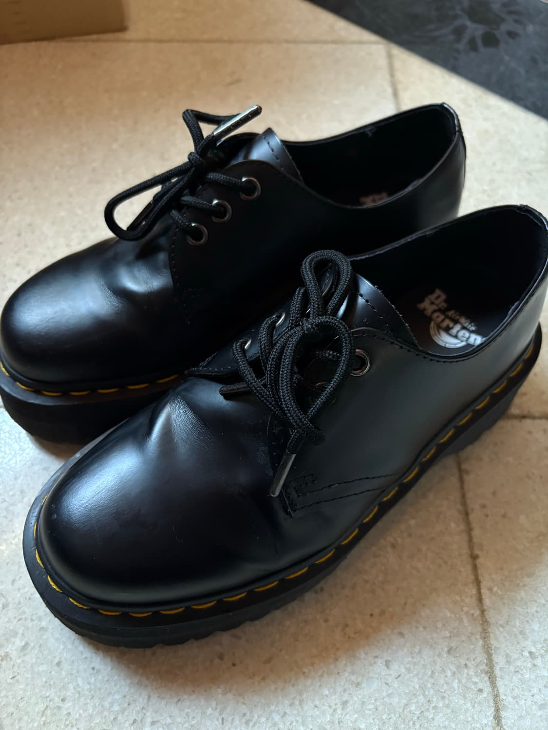 닥터마틴 1461 쿼드 블랙 폴리시드 스무스 / 25567001 상품이미지3