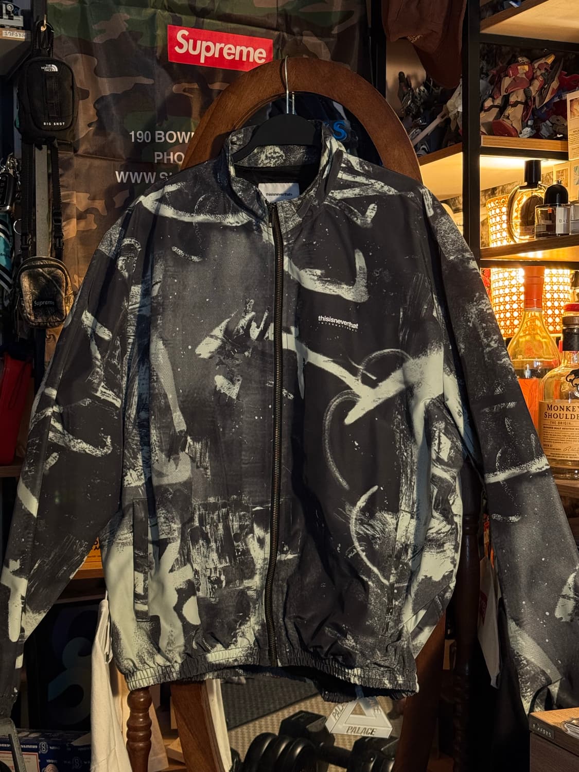 [xl] 디스이즈네버댓 인터네셔널 팀 자켓 월 상품이미지1