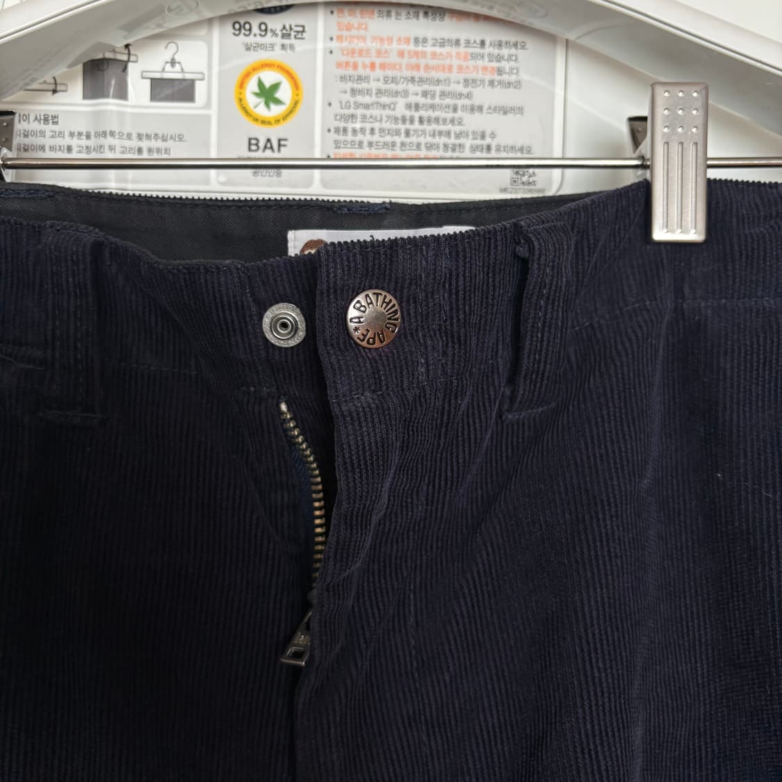 올드 베이프 네이비 코듀로이 자수 쇼츠 상품이미지4