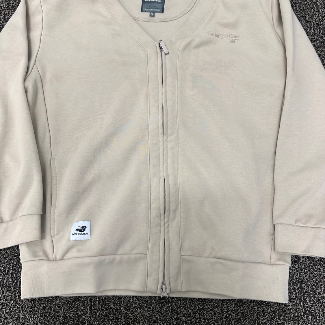뉴발란스 집업 가디건 공용 90(S) 상품이미지4