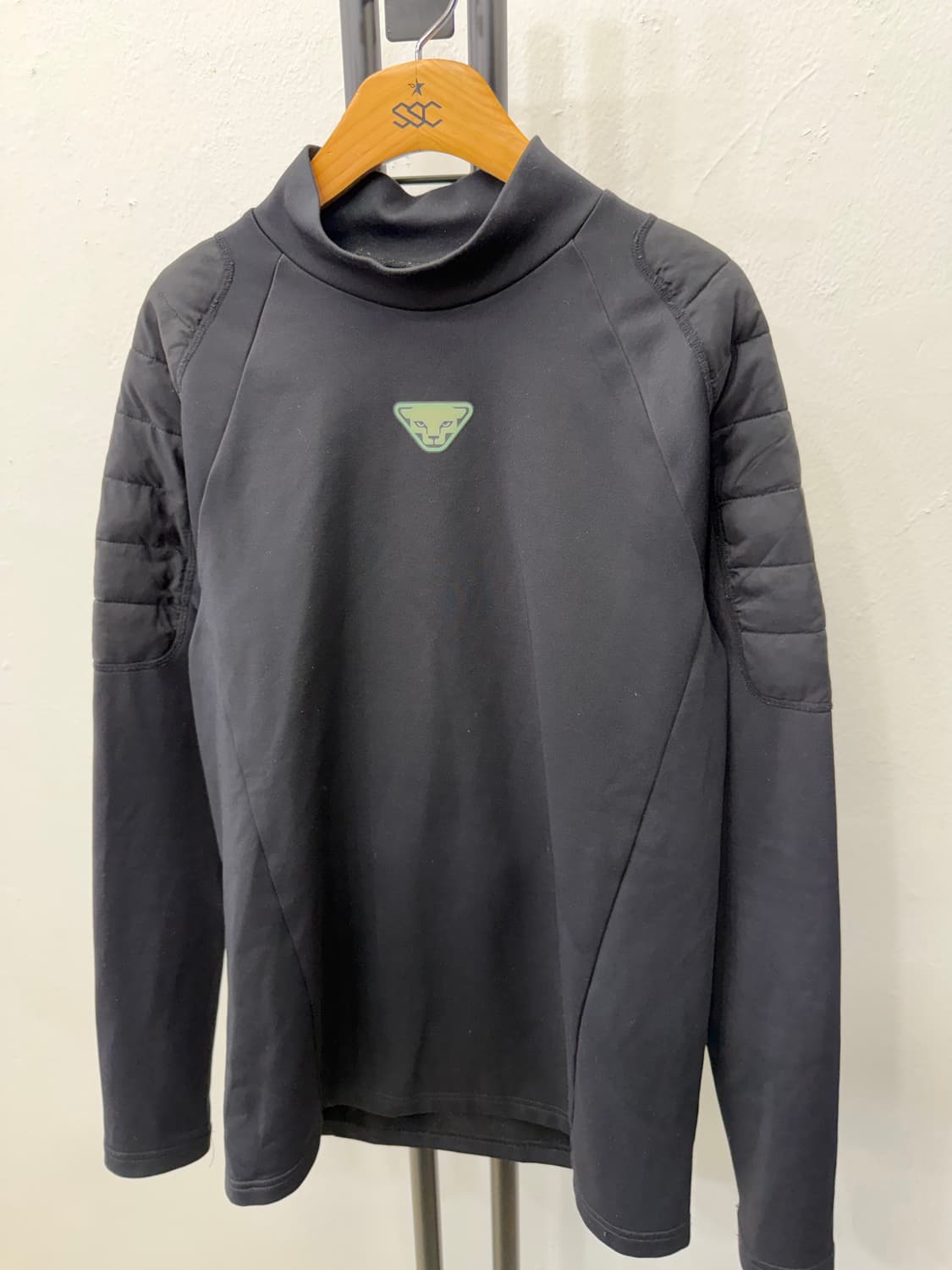 정품) 다이나핏 남성 기모 긴팔 티셔츠 M 상품이미지3