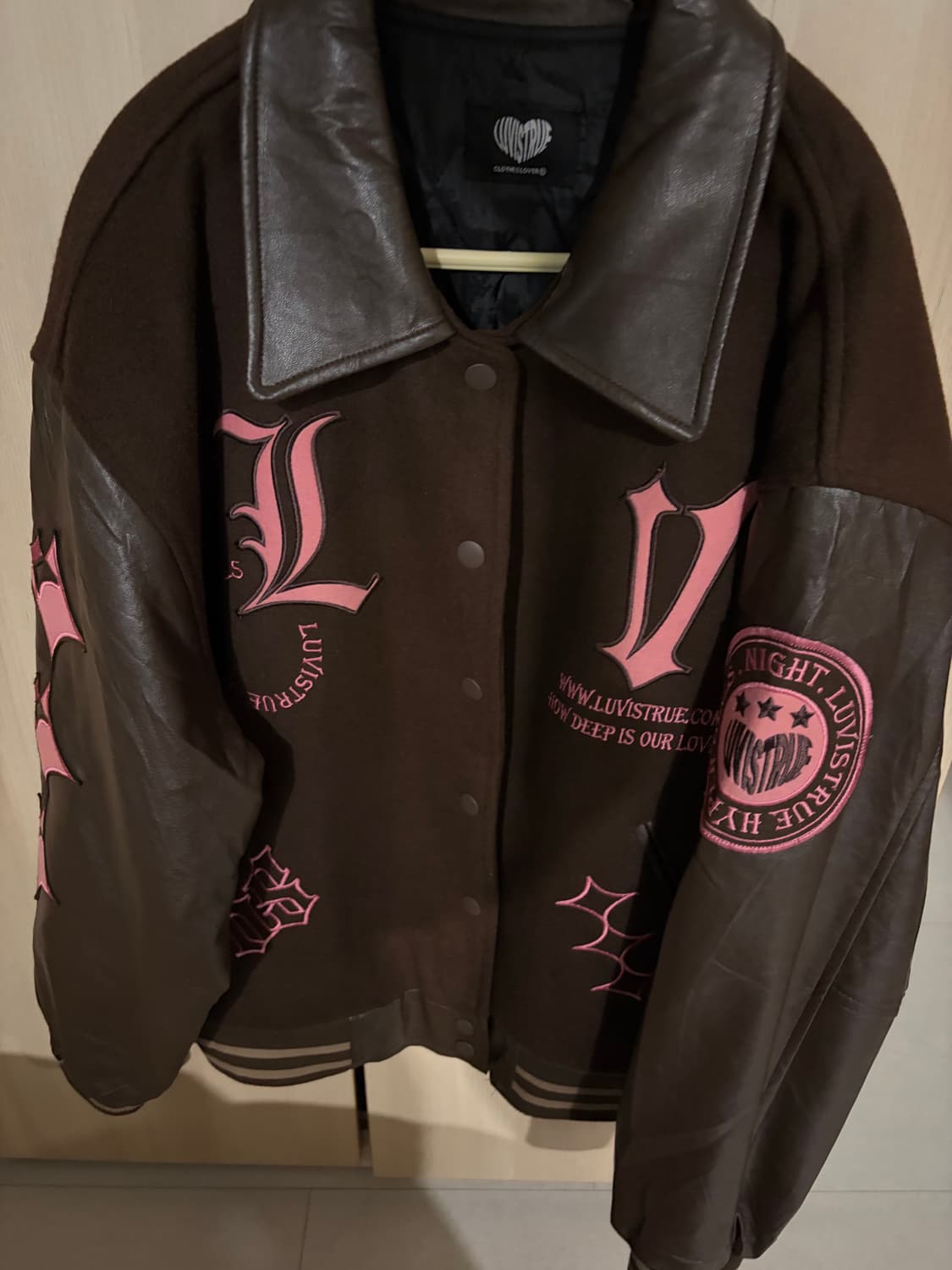 러브이즈트루 바시티 자켓 브라운 상품이미지3