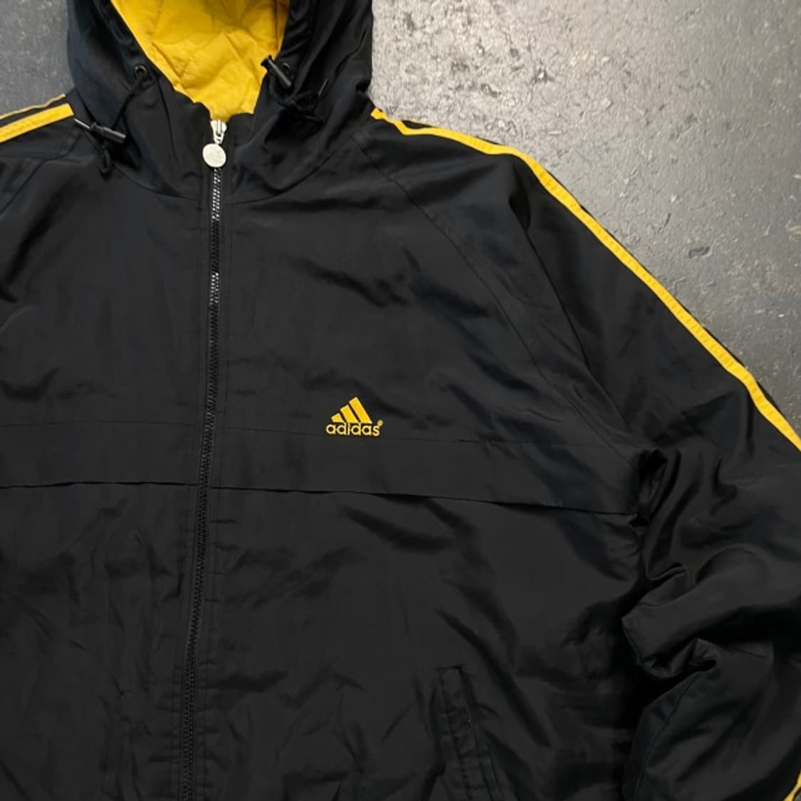 105 아디다스 올드스쿨 누빔 자켓 상품이미지2