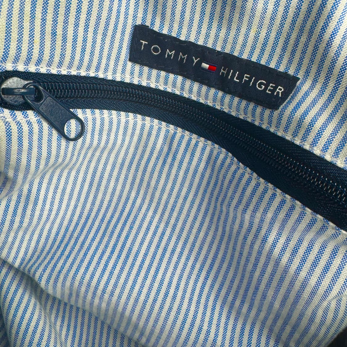 타미힐피거 클래식 빅로고 더플백 보스턴백 캔버스 망치백 원통 가방 상품이미지4