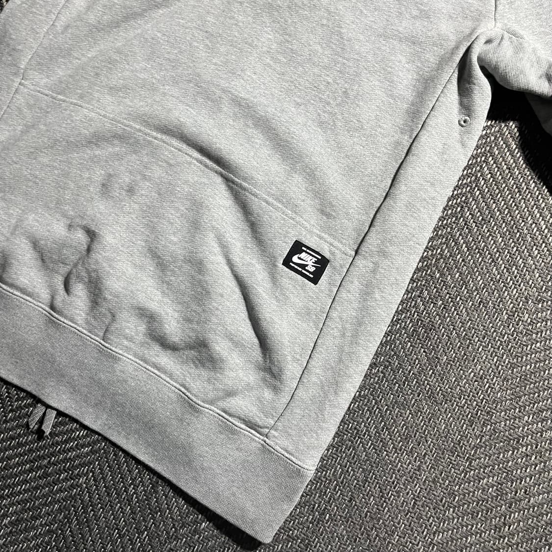 [L] NIKE SB 나이키 핑거홀 후드집업 상품이미지4