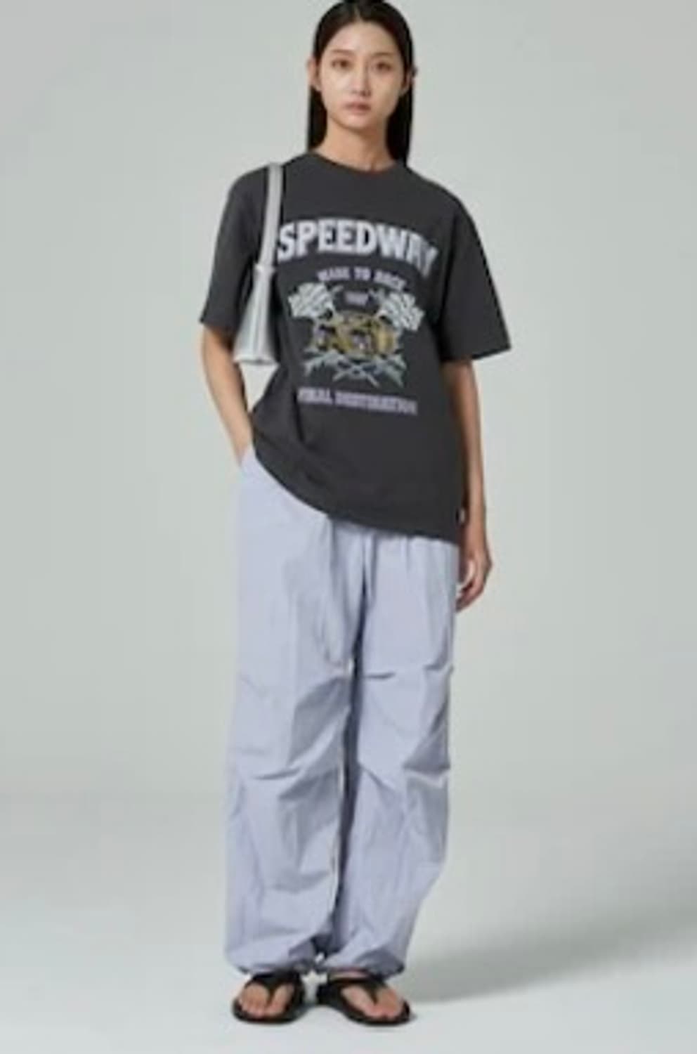 에잇세컨즈 나일론 오버핏 셔링 팬츠 라벤더 상품이미지1