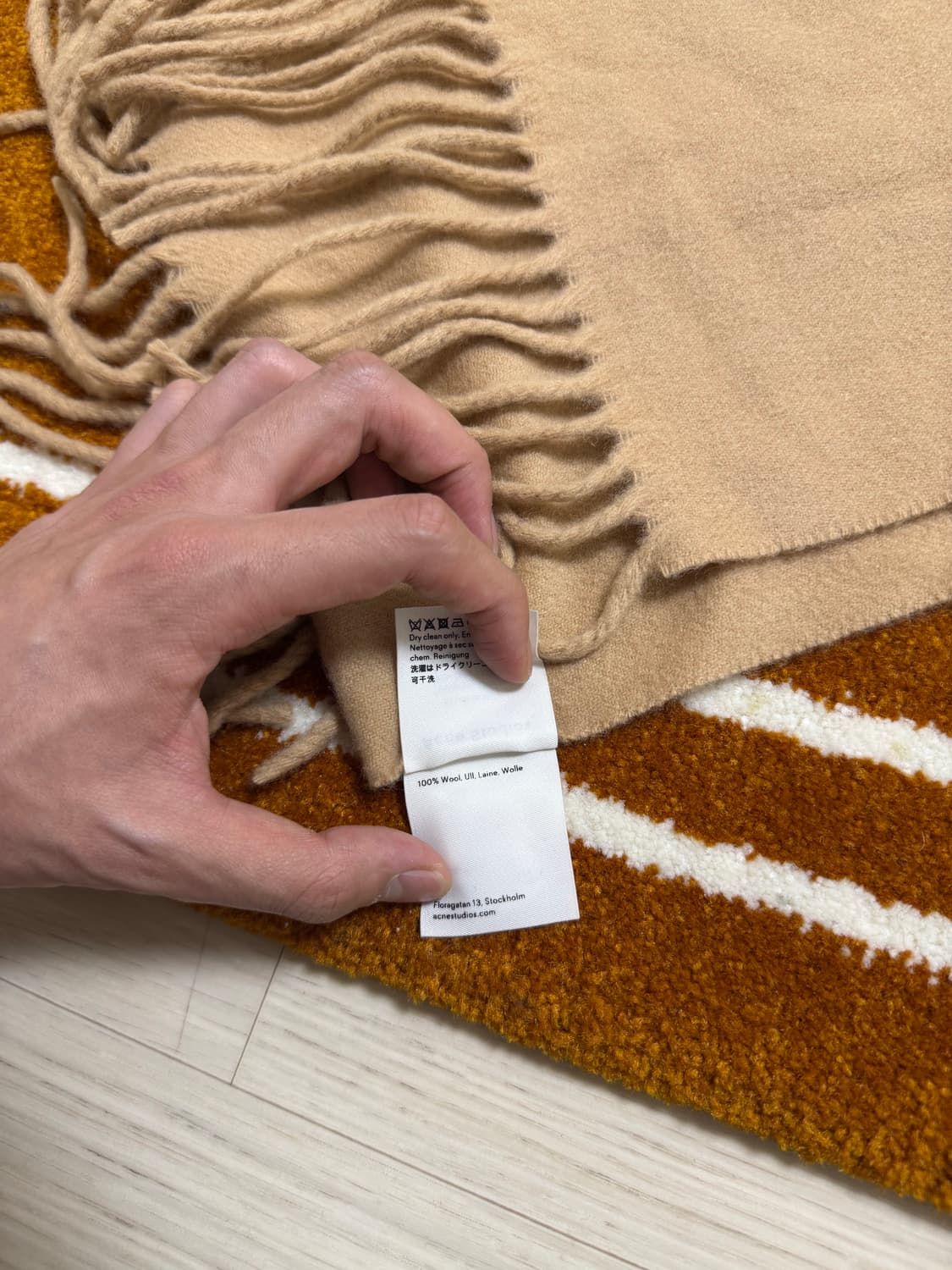 아크네 스튜디오 머플러  상품이미지4