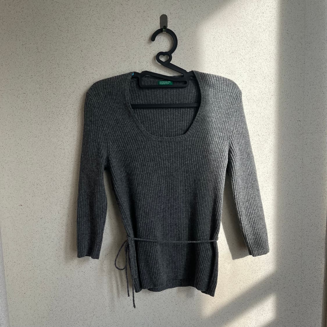 베네통 라운드넥 니트 Made in Italy, Wool 100% 상품이미지1