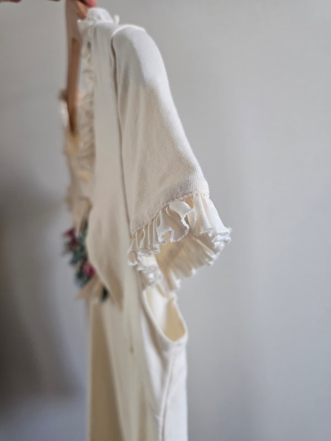 Miracle Woman Frill Detail Short Sleeve  상품이미지4