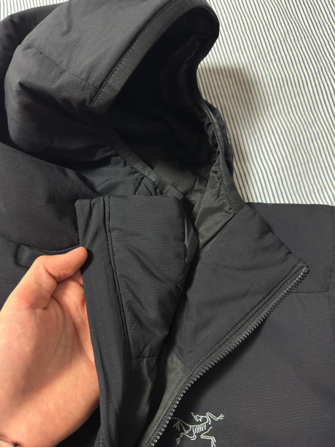 (S급/택보유) 아크테릭스 아톰 후디 블랙 M 상품이미지7