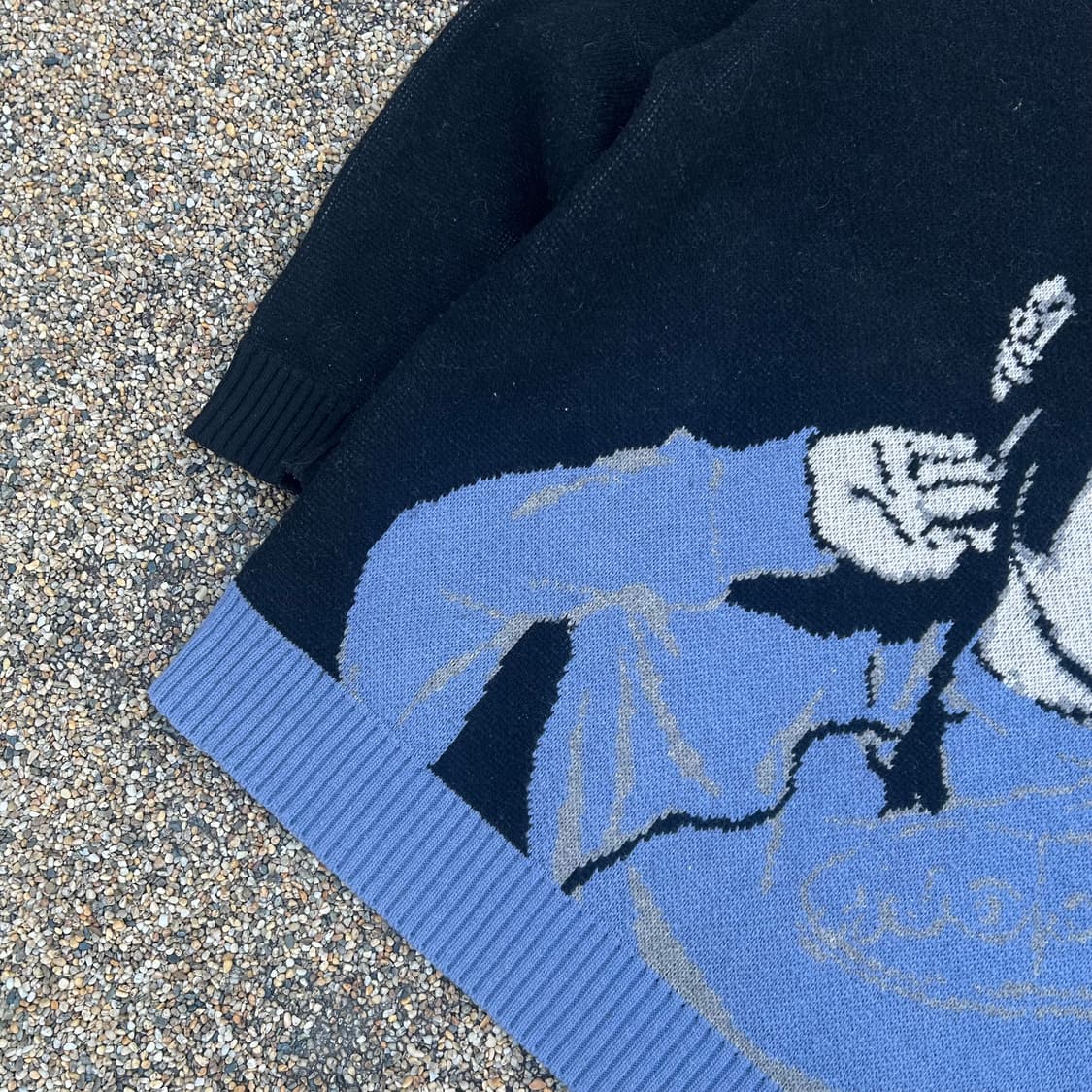 아조바이아조 그래픽 니트 상품이미지2