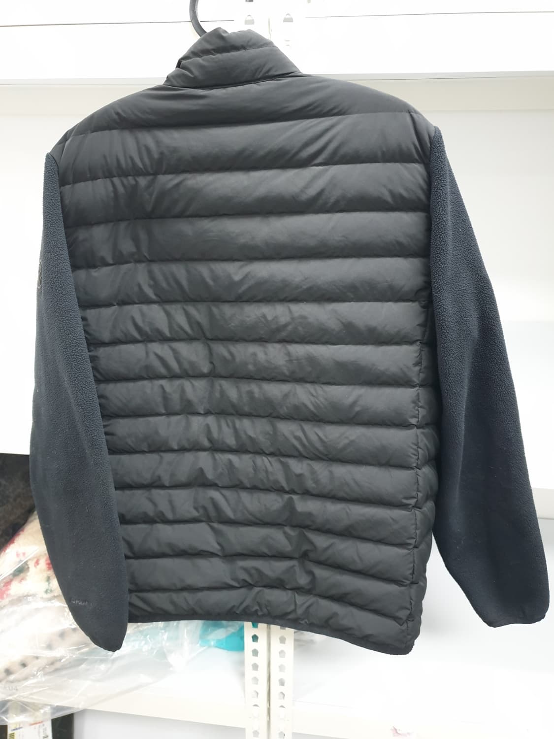 디스커버리 정품 구스경량패딩 105사이즈 팝니다 상품이미지2