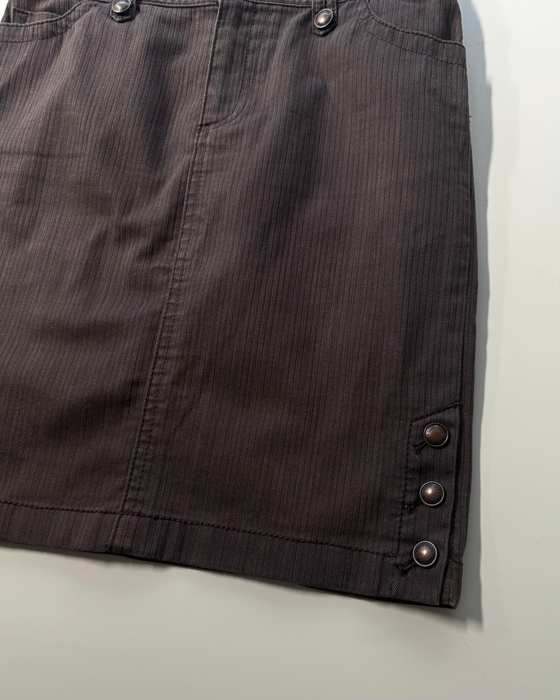 사이드 버튼 디테일 스커트 상품이미지3