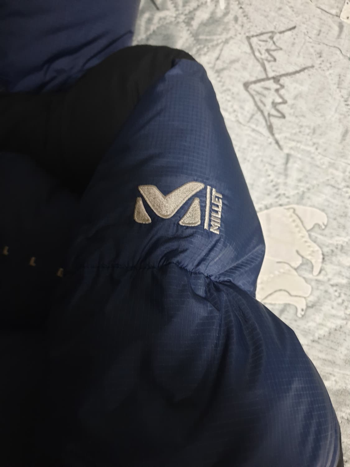 밀레 윈드 덕다운 패딩 네이비 (90) 상품이미지3