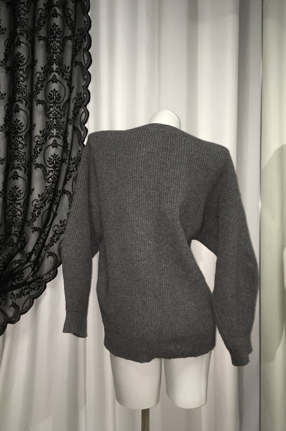 Vintage 오버핏 브이넥 니트 그레이 상품이미지6