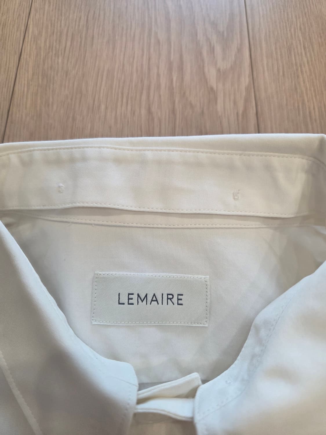 르메르 카라 탈부착 셔츠 상품이미지6