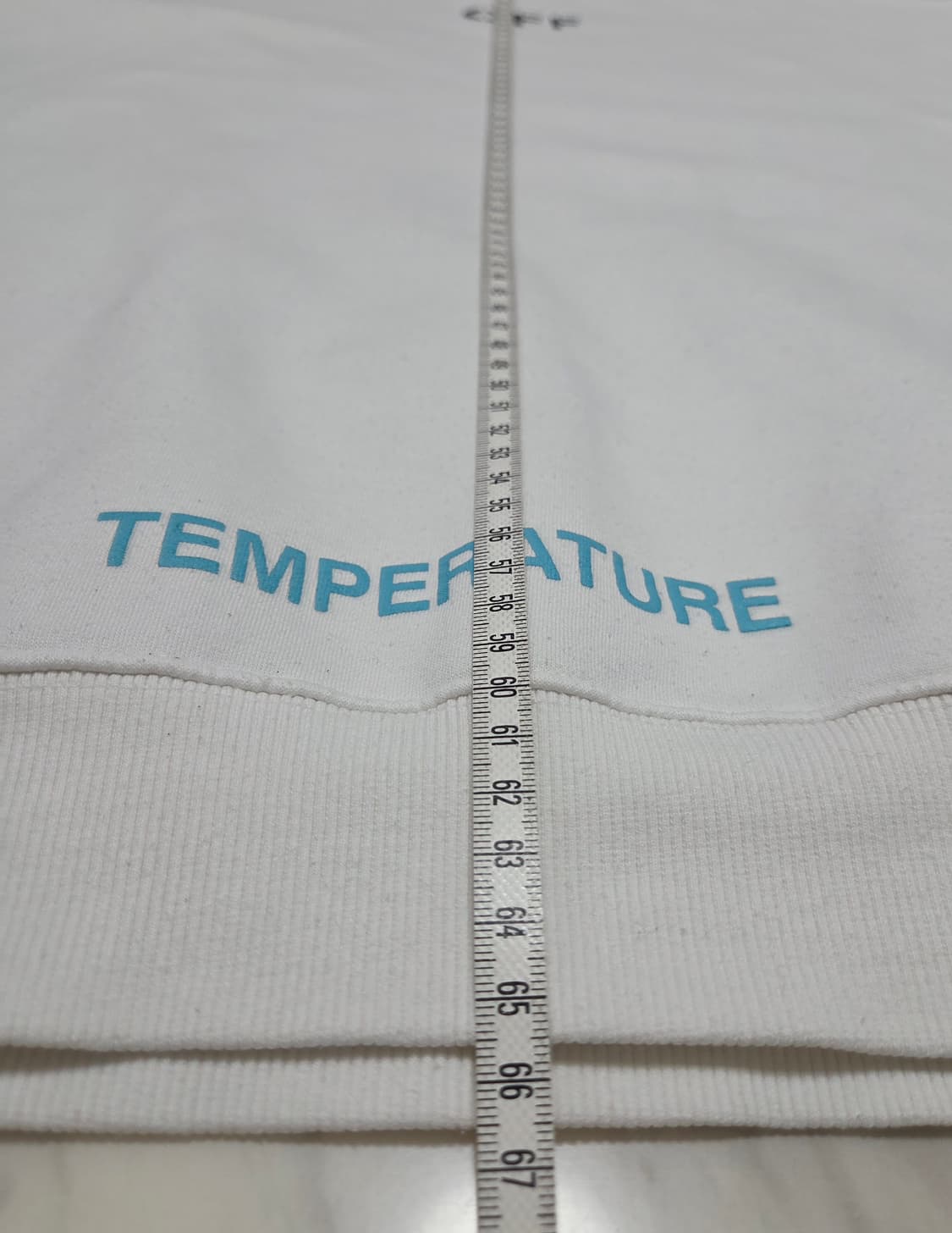 오프화이트 프린트 맨투맨  상품이미지7